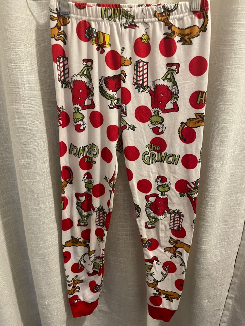 Kids Green Grinch Graphic Tee with Grinch Printed PJ Bottoms - Picture 5 of 7